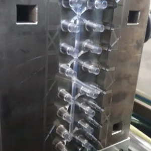 Hemodialysis Blood Line Access port cover plastic injection mold/mould